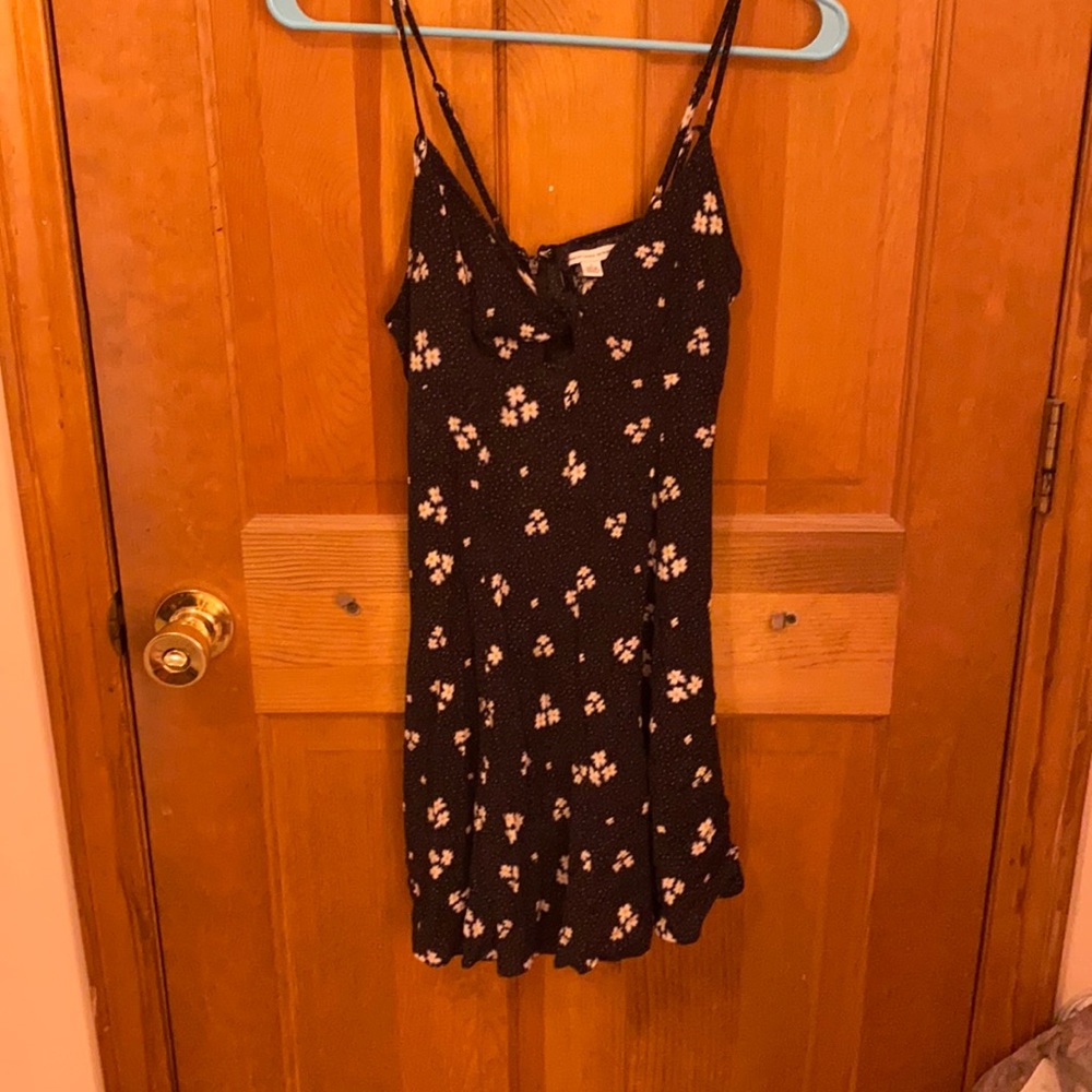Black daisy dress